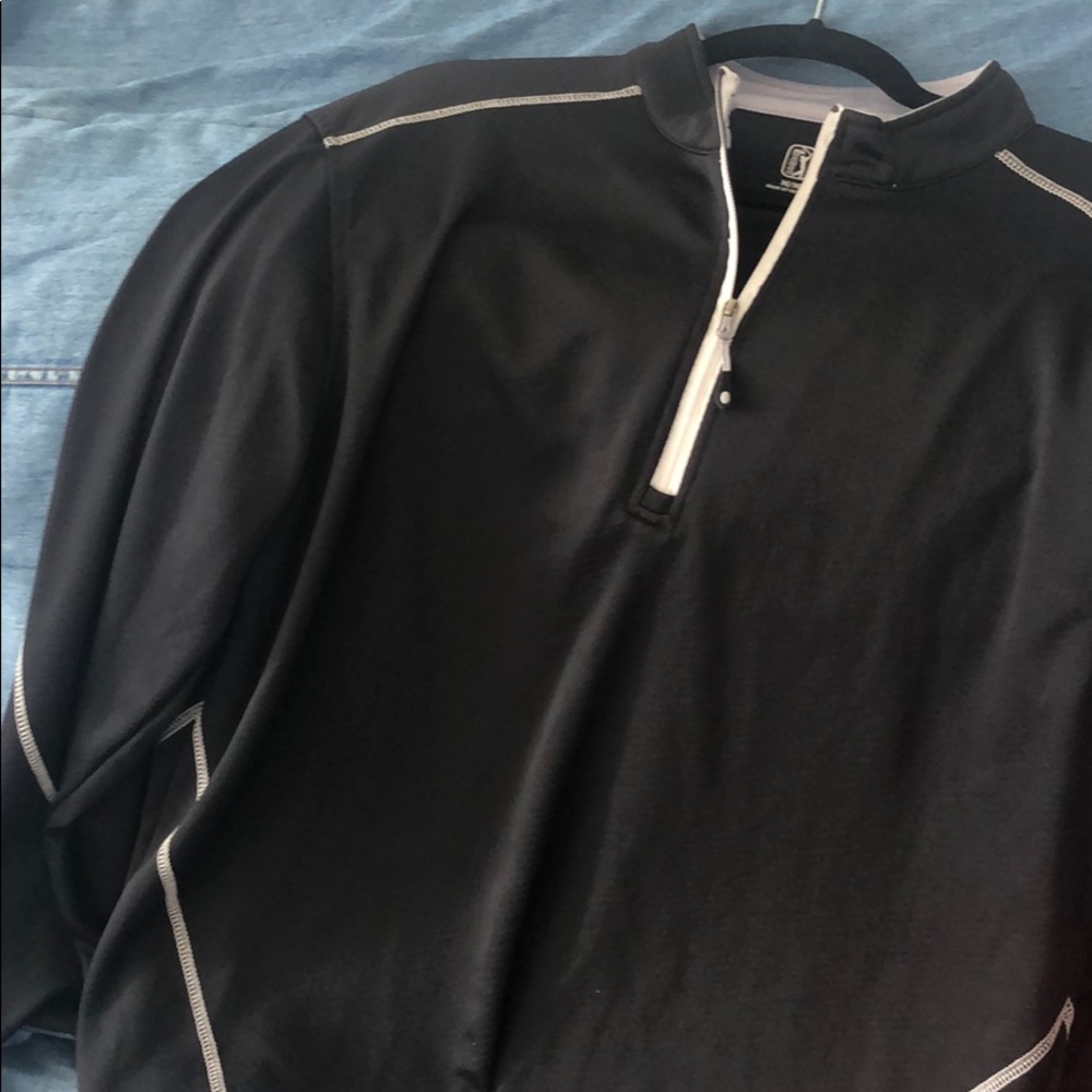 Golf wind breaker